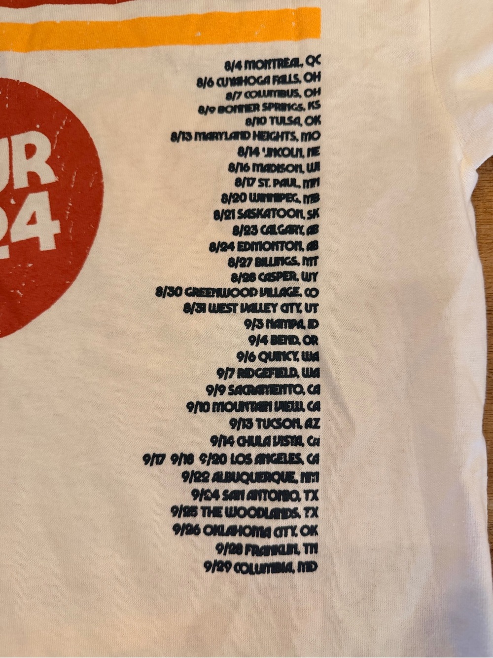 Hozier 'Unreal Unearth Tour 2024' Graphic Tee - White Red Yellow Accents medium - Picture 5 of 8